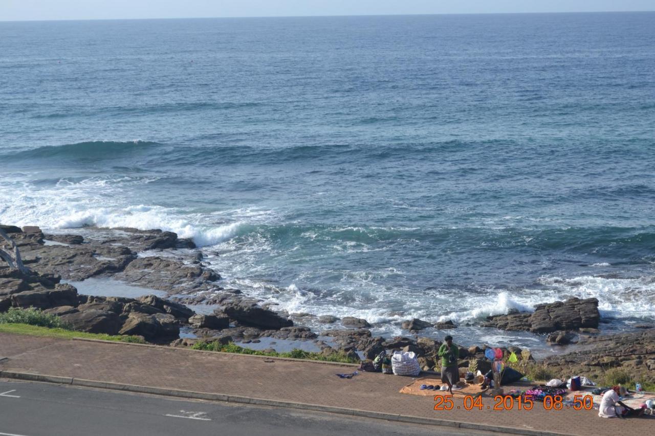 Driftsands Sea View Flats Uvongo Beach Exterior photo